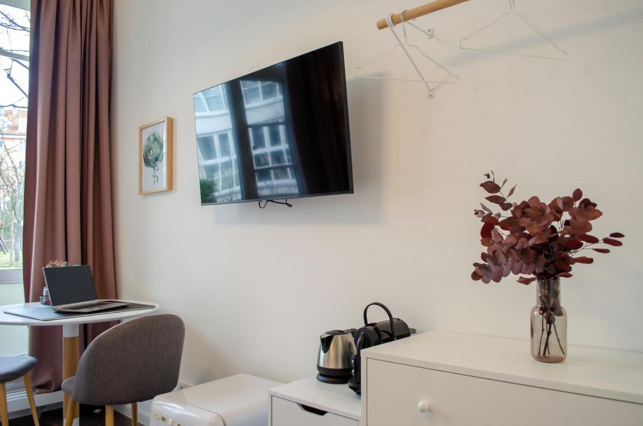 Homely Stay Studio 8 - Relaxed Self-Check-In Room In Мюнхен Екстериор снимка